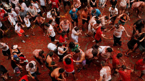 Spain – La Tomatina (Buñol)