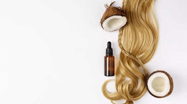 Onion juice and coconut oil hair mask