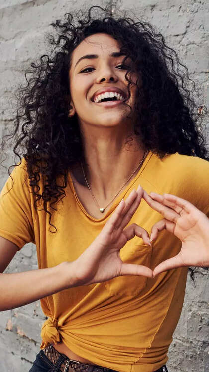 10 powerful self-love quotes that will instantly uplift your mood
