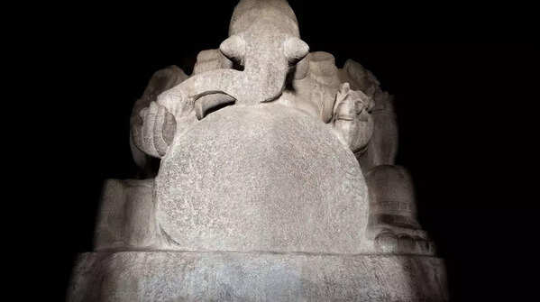 Kadalekalu Ganesha Temple