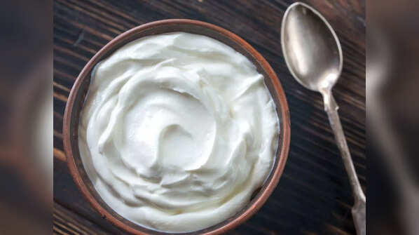Placing the curd in low temperature
