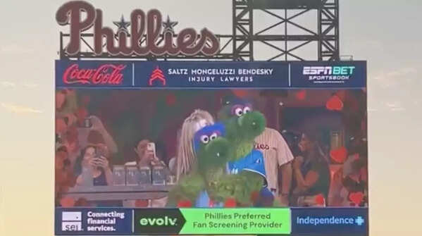 Phillie Phanatic reenactment
