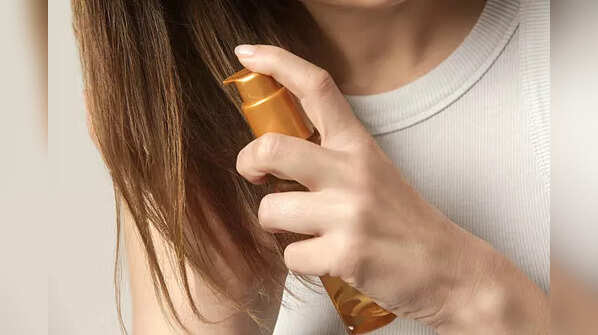 DIY serum for frizzy hair