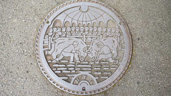 Decorated manholes