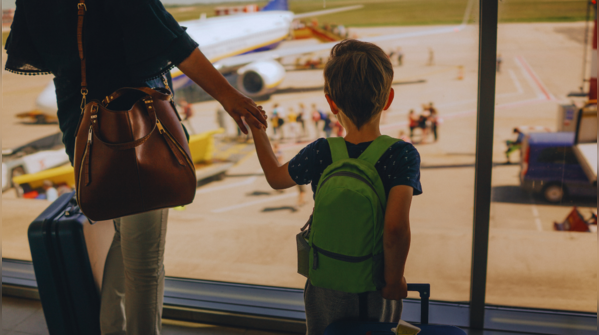 Travelling with children on your passport