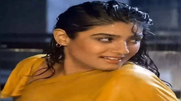 Raveena Tandon’s Yellow Sari
