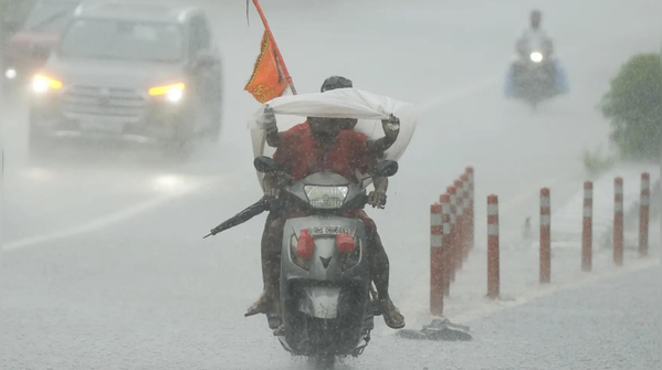 Public urged to stay indoors