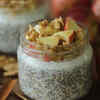 Overnight oats with chia and berries