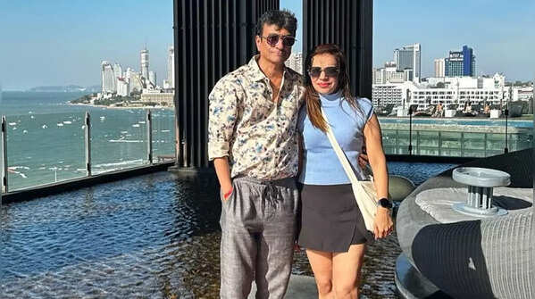 A Couple That Travels Together