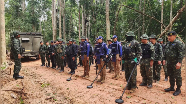War crimes accusations fly on both sides