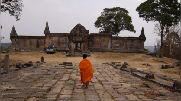 Border clash near ancient temples sparks violence