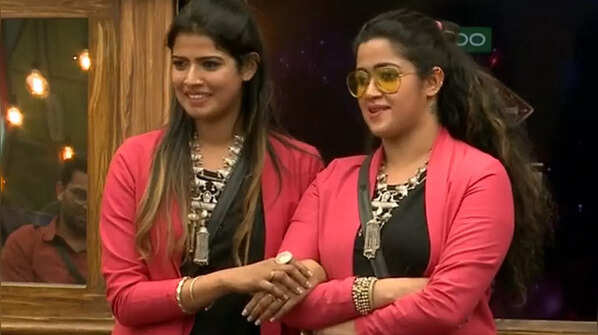 The first duo contestant