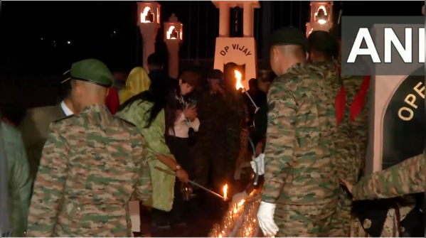 545 lamps lit in tribute