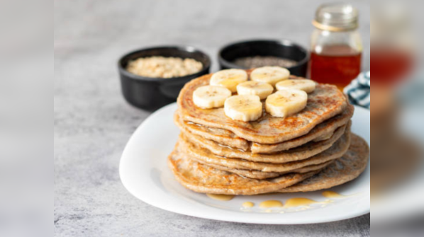 Oats banana pancakes