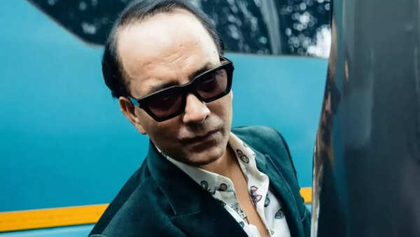 Deepak Dobriyal Pictures