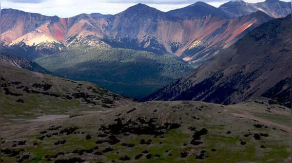 Rainbow Range, Canada