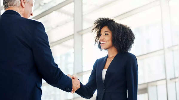 7 boundaries mentally strong people set at work