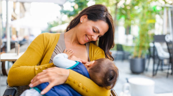 When and how often should breastfeeding be started and continued?