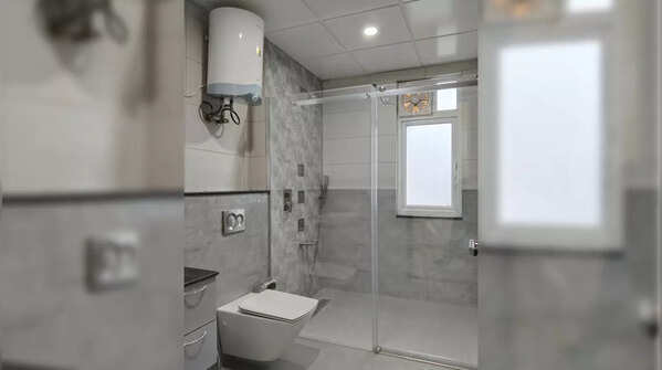 Toilets with all rooms