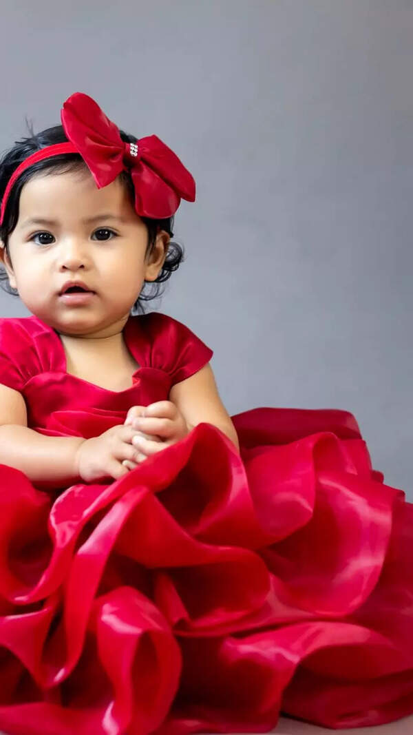 Divya Pictures