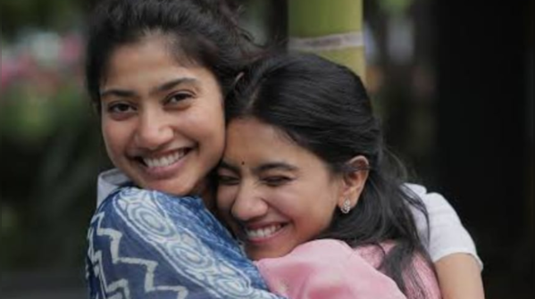 Sai Pallavi and Pooja Kannan