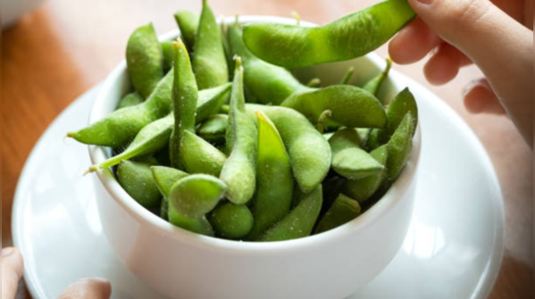 Edamame (Correct: ed-ah-mah-may)