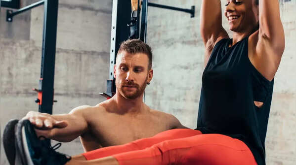 Hanging leg raises