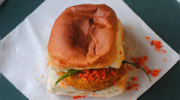 Masala Avocado Pav