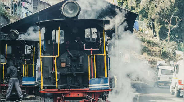 Darjeeling Himalayan Railway (Toy Train)