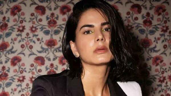 Kirti Kulhari