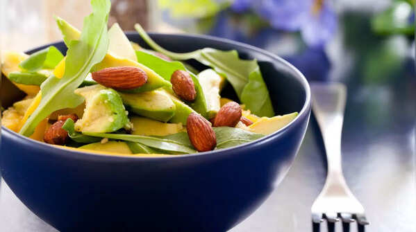 Salads with almonds