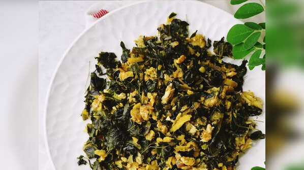 Egg and Spinach Stir-Fry
