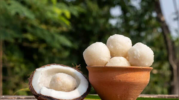 Low-Glycemic Coconut Laddoo