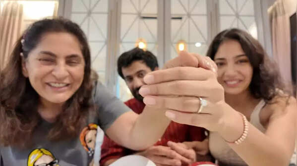 Archana passes down the ancestral ring