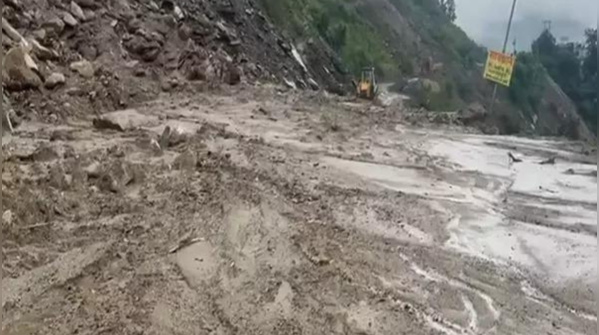 Flash floods damage highways, wreck homes