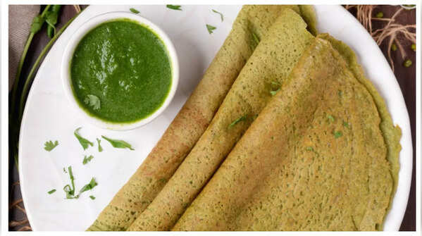 Moong Daal Chilla + Mint Chutney + Curd