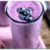 Smoothie (Kefir + Blueberries + Ginger + Spinach)