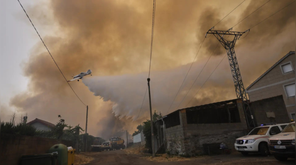 Spain awaits European firefighters and more planes