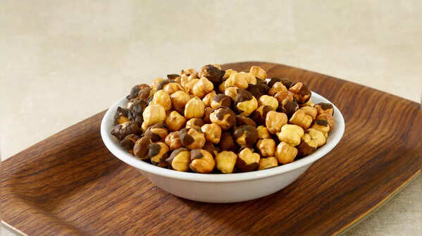 How to eat roasted chana right