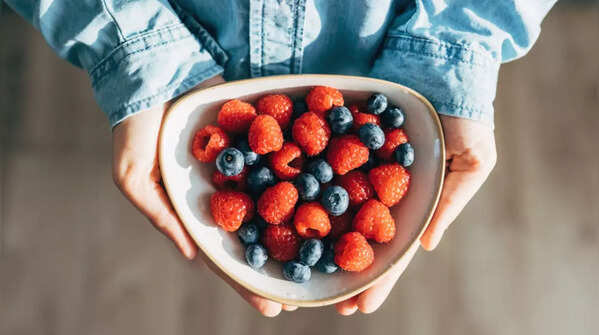 Berries (blueberries, strawberries, cranberries)