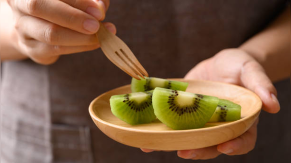 Did you one kiwi fruit can meet up to 90% of your daily requirement of vitamin C?
