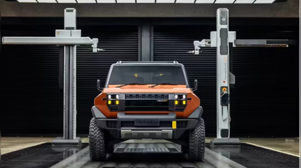 Mahindra Vision SXT