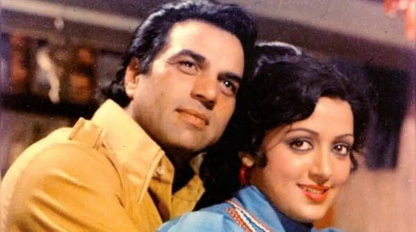 Dharmendra and Hema Malini – A love that stood the test of time