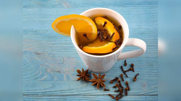 Can drinking Orange Clove Ginger tea heal severe sore throat