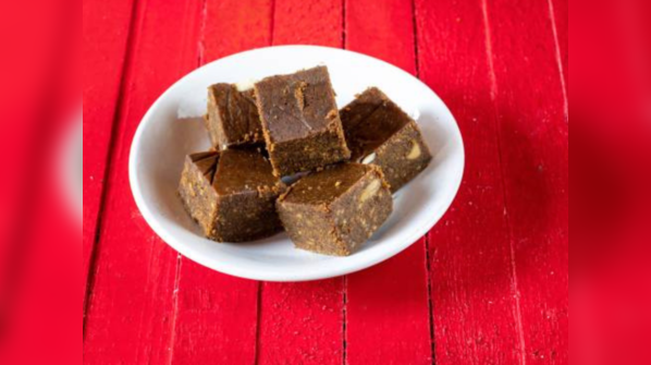 Alsi Barfi (Flaxseed Fudge)