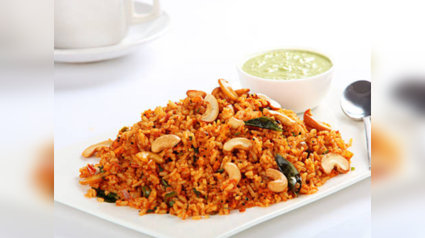 Karuveppilai sadam (curry leaves rice)