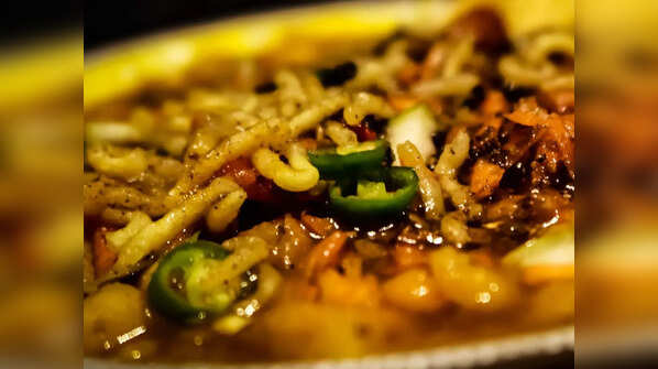 Muri Ghugni Chaat from Bihar