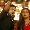 Hamari Adhuri Kahani