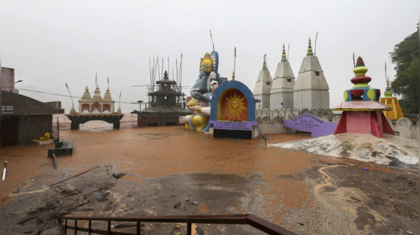 Heavy rains cause landslide near Vaishno Devi