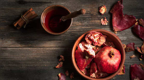 Pomegranate Peel Tea